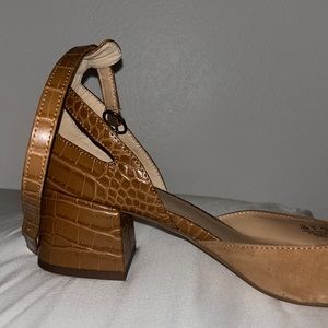 FrancoSarto tan/leather heels